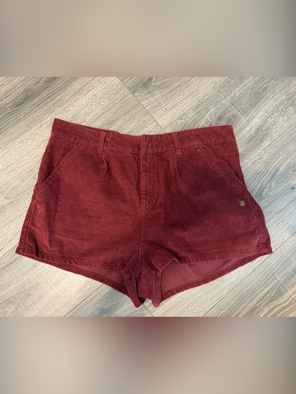 Roxy — Corduroy High-Rise Women's Shorts in Wine Red